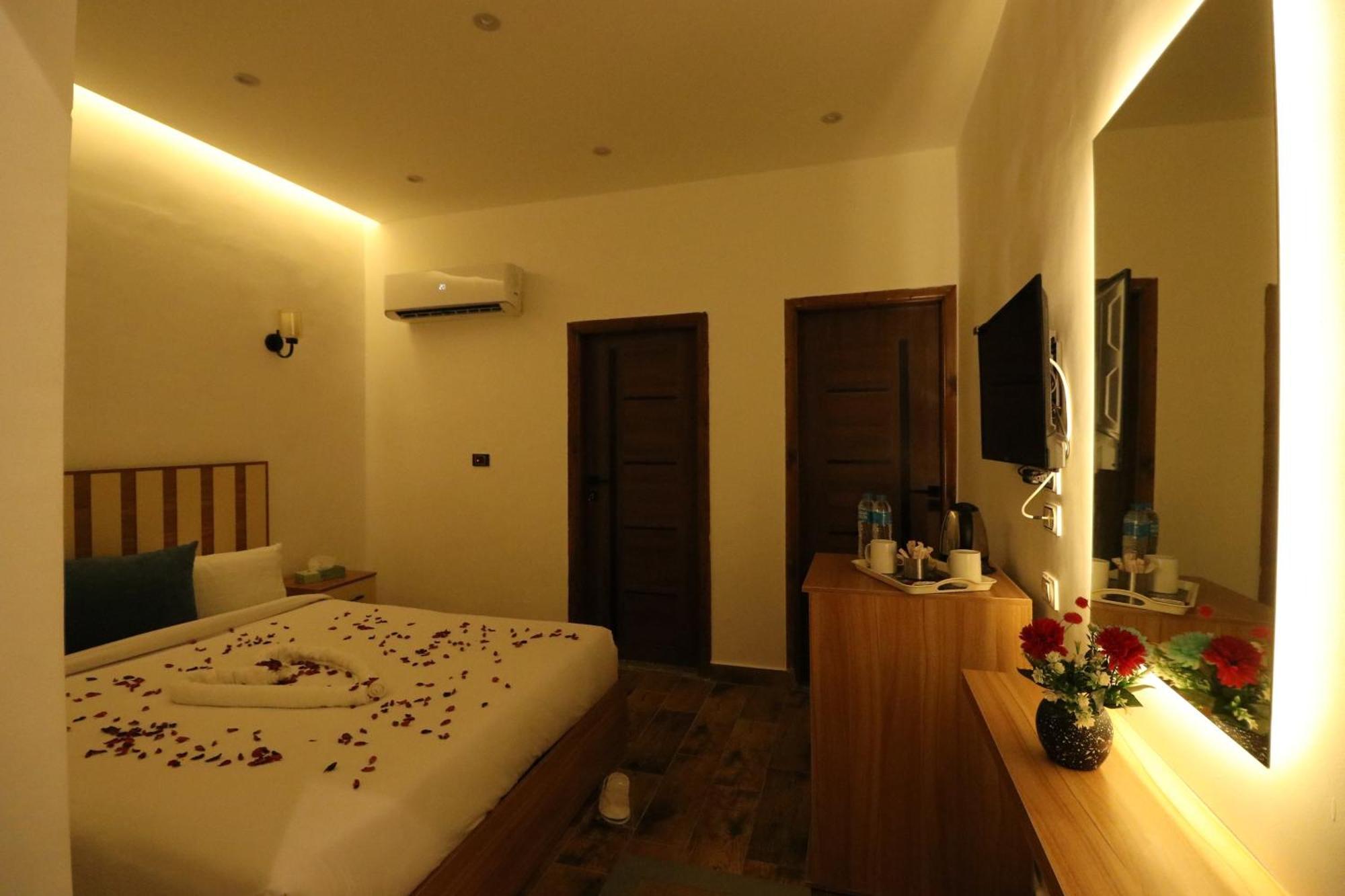 West Pyramids Hotel Kafret el-Gabal Dış mekan fotoğraf